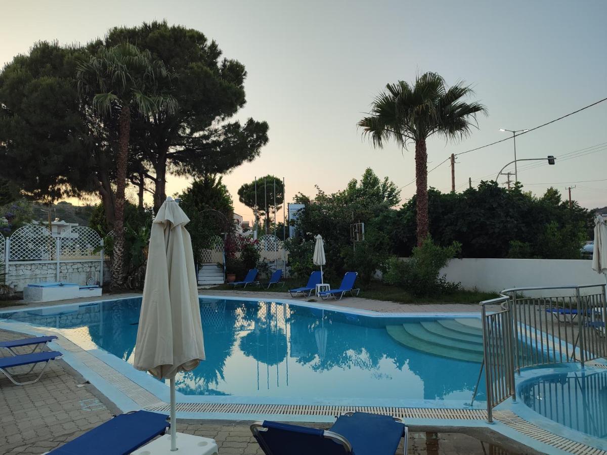 Dolphin Apartments Faliráki Kültér fotó